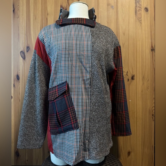 PATCHWORK SWEATER 👀 - Picture 2 of 4